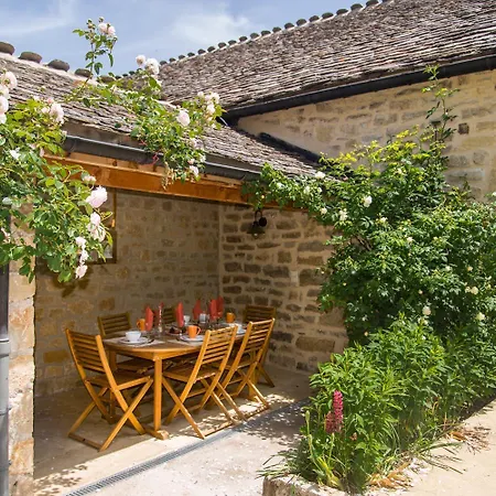 L'etable De Pierre Tatil Evi