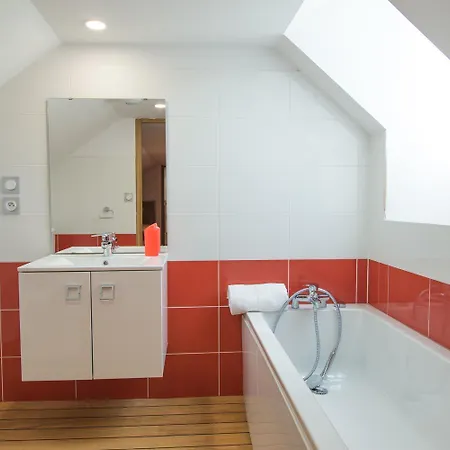 L'etable De Pierre Nojaret