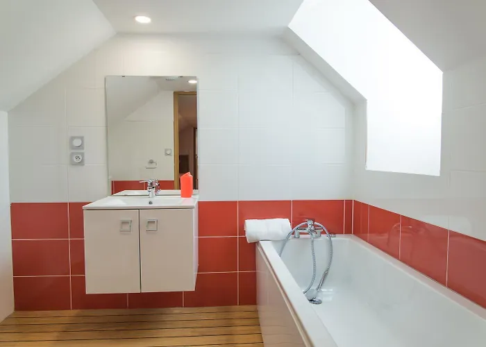 L'etable De Pierre Nojaret